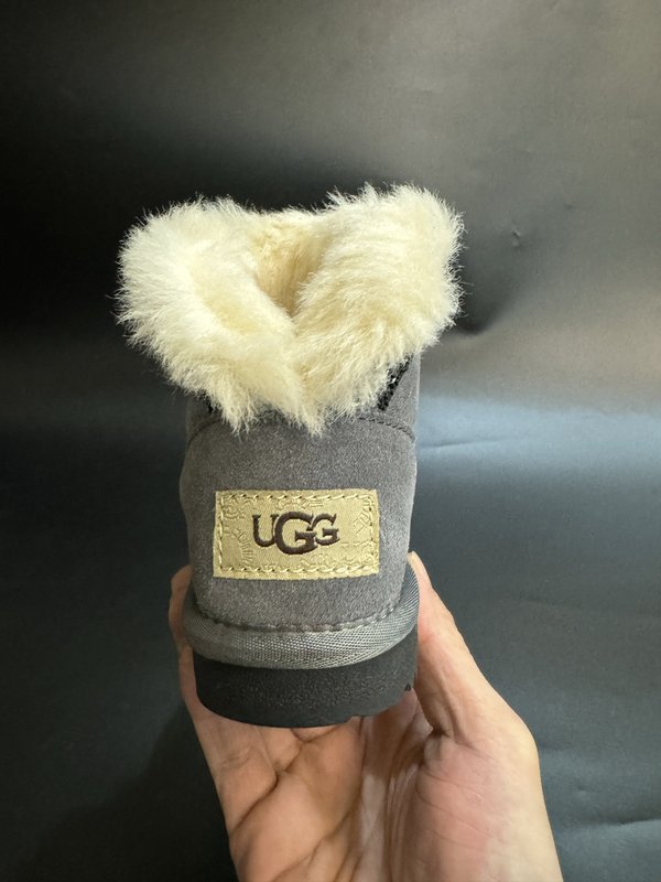 UGG 타슬린 민족풍 아동 중통 스노우부츠 001-284728