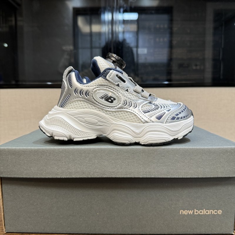 NB 메쉬 로테이션 버튼 아빠 신발 001-284885