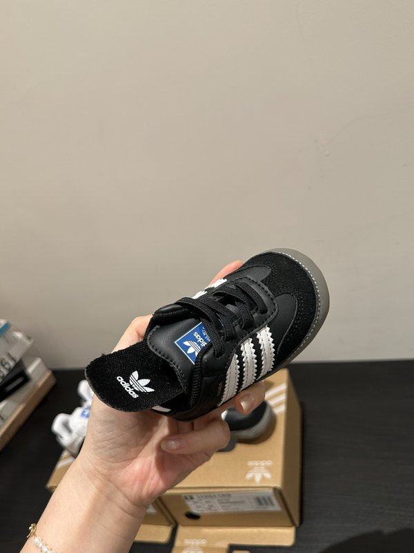 아디다스 키즈 데친 슬립온 001-284931