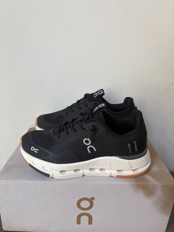 On러닝 Cloudnova Form 2 아동화 001-284961