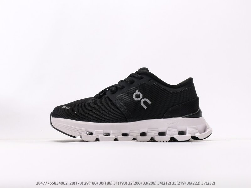온 러닝 Cloud X 4 로우탑 경량 아동화 001-284969