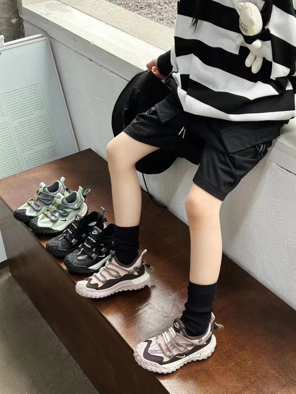 나이키 타이어 밑창 아동화 탄력 원터치 001-285116