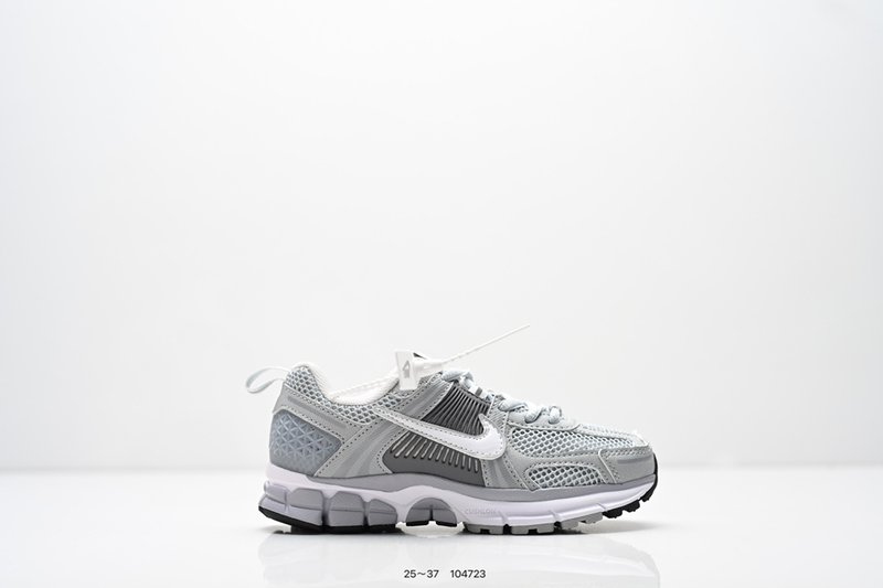 나이키 Zoom Vomero 5 마라톤 레트로 러닝 5 001-285150