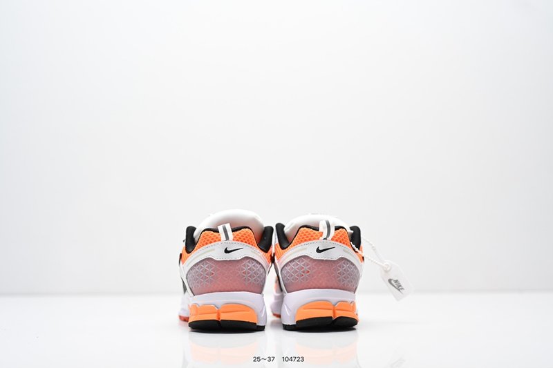 나이키 Zoom Vomero 5 키즈 마라톤 러닝화 001-285152