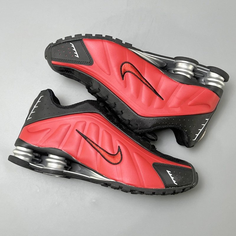 나이키 Shox R4 YH버전 캐주얼 러닝화 001-285251