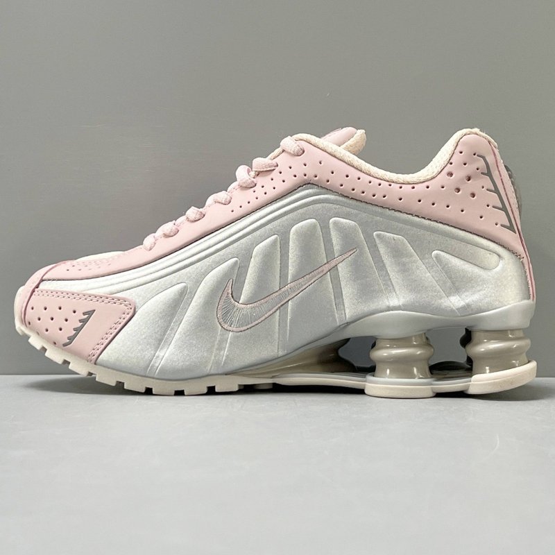 나이키 Shox R4 로우탑 러닝화 YH버전 001-285252