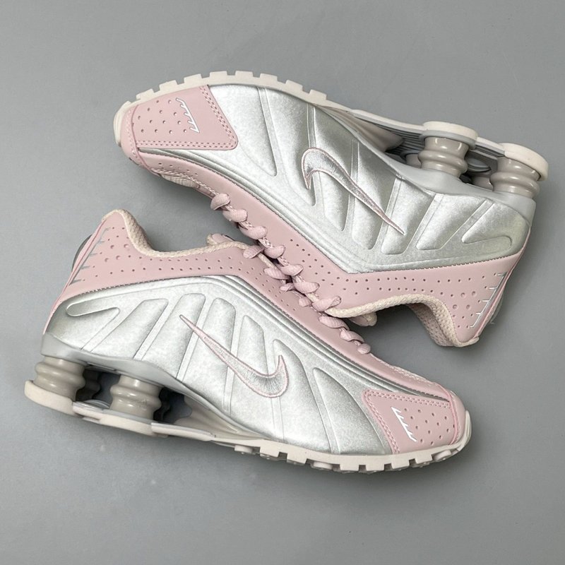 나이키 Shox R4 로우탑 러닝화 YH버전 001-285252