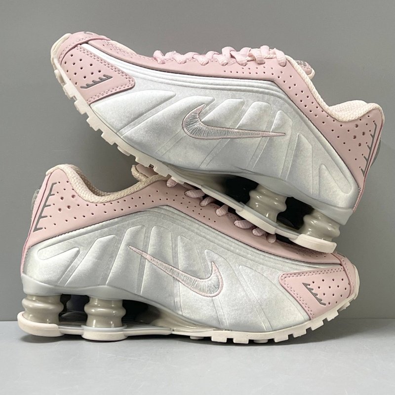 나이키 Shox R4 로우탑 러닝화 YH버전 001-285252