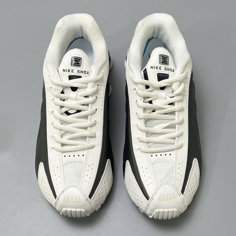 나이키 Shox R4 YH버전 캐주얼 러닝화 001-285254