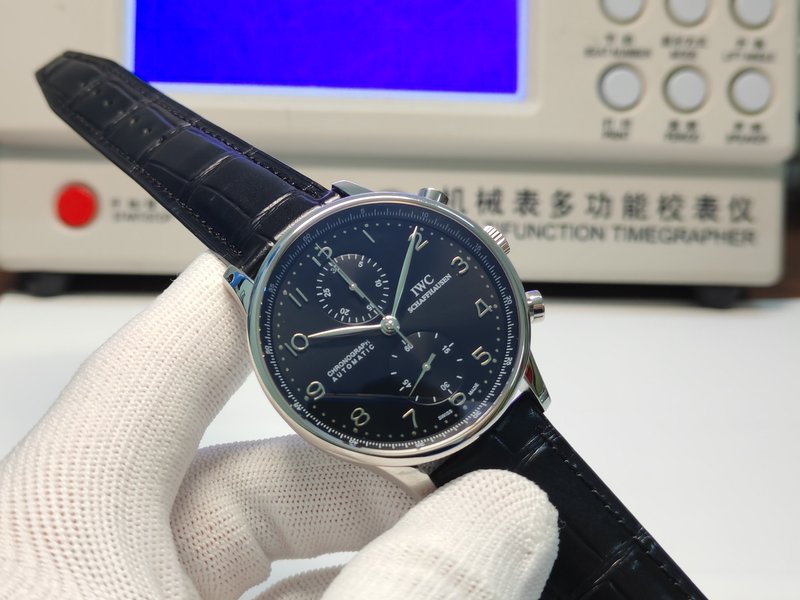 IWC 포르투갈 크로노그래프 시계 001-285384