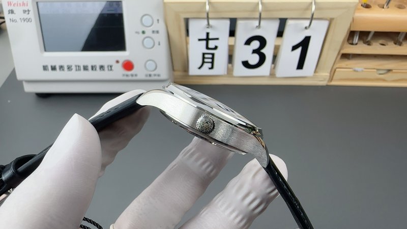 IWC 새로운 포르투갈 40mm 손목시계 001-285385