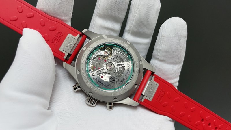 IWC 파일럿 AMG 엔지니어 시계 001-285393