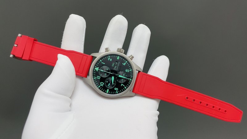 IWC 파일럿 AMG 엔지니어 시계 001-285393