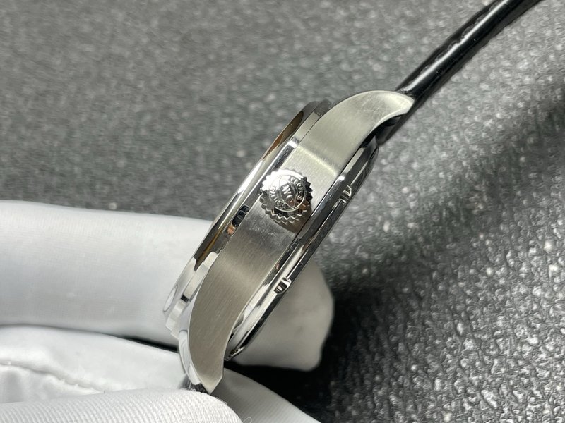 IWC 포르투갈 오토매틱 스몰 세컨즈 손목시계 001-285394