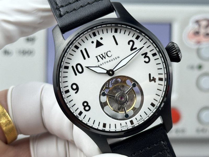 IWC 조종사 토크휠 시계 43mm 001-285401