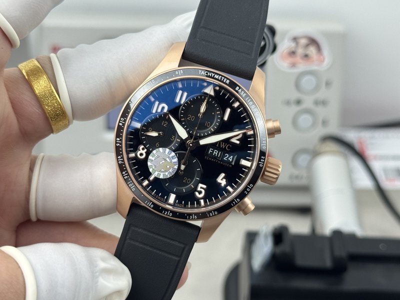 IWC 조종사 시리즈 기계식 시계 001-285402