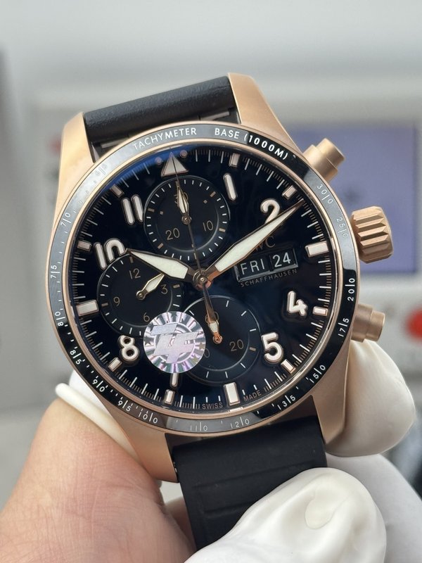 IWC 조종사 시리즈 기계식 시계 001-285402