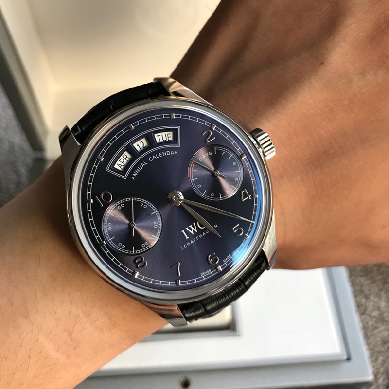 IWC 포르투갈 퍼페추얼 캘린더 시계 001-285409