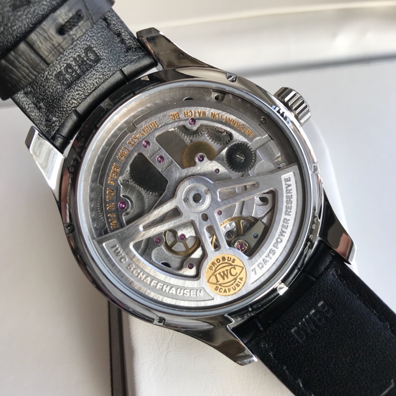 IWC 포르투갈 퍼페추얼 캘린더 시계 001-285409