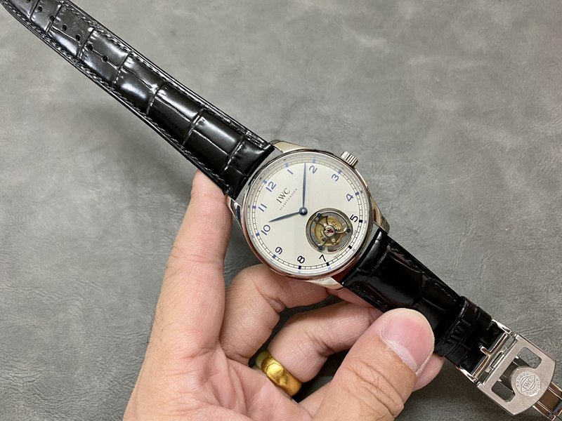 IWC 포르투기저 시리즈 진정 투르비용 손목시계 001-285419