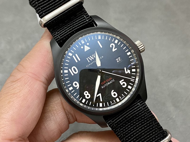 IWC 마크18 TOP GUN 세라믹 M버전 001-285420
