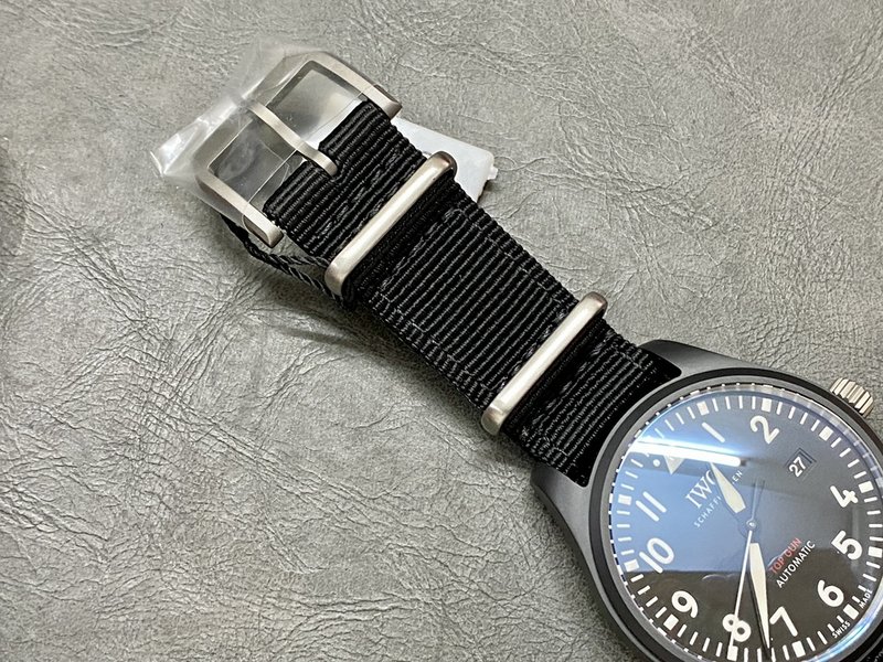 IWC 마크18 TOP GUN 세라믹 M버전 001-285420