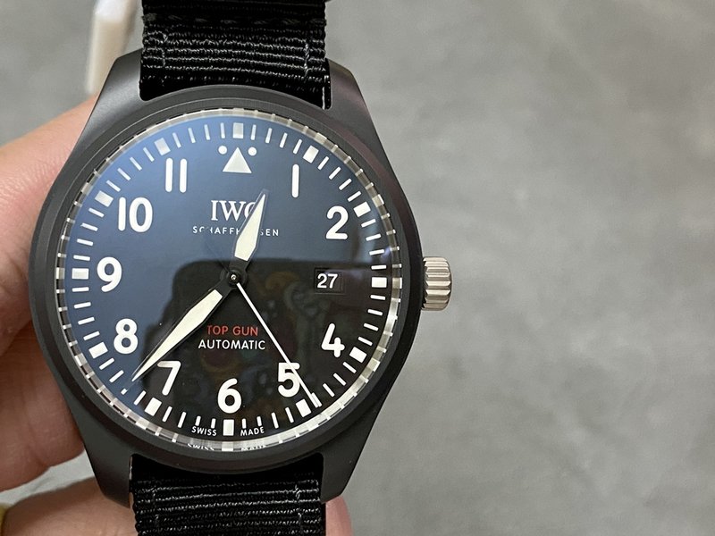 IWC 마크18 TOP GUN 세라믹 M버전 001-285420