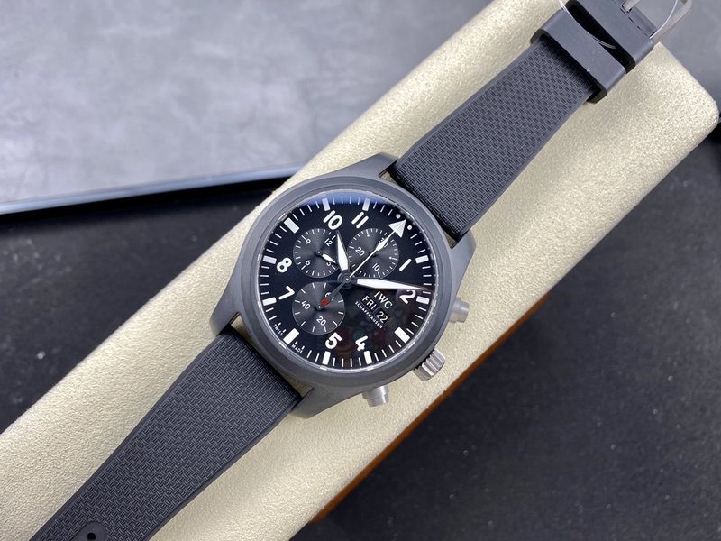 IWC 블랙 세라믹 TOP GUN 크로노그래프 시계 001-285421