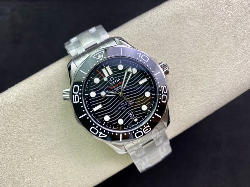 오메가 씨마스터 300M 시계 42mm 001-285446