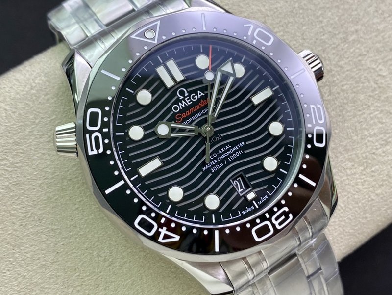 오메가 씨마스터 300M 시계 42mm 001-285446