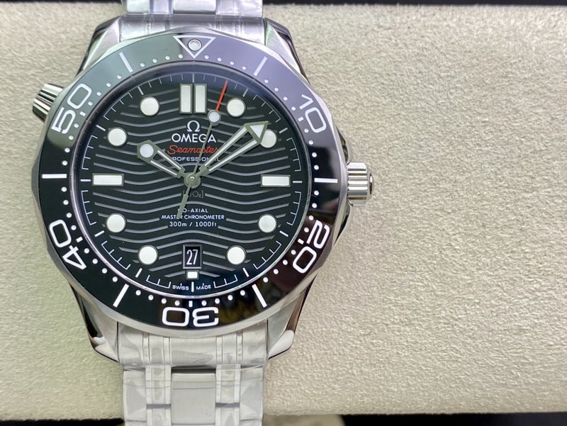 오메가 씨마스터 300M 시계 42mm 001-285446