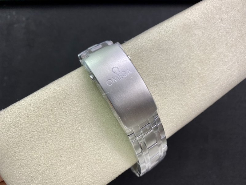 오메가 씨마스터 300M 시계 42mm 001-285446