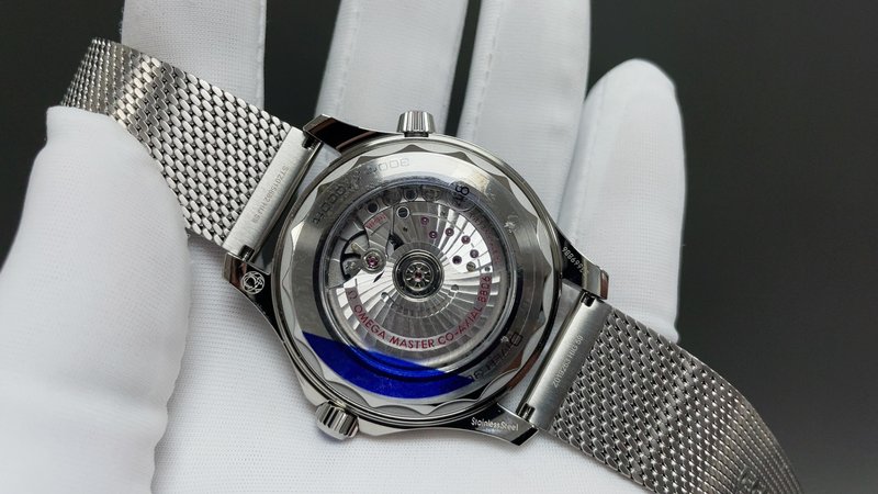 오메가 본드007 노타임투다이 42mm VS 최고급 001-285459