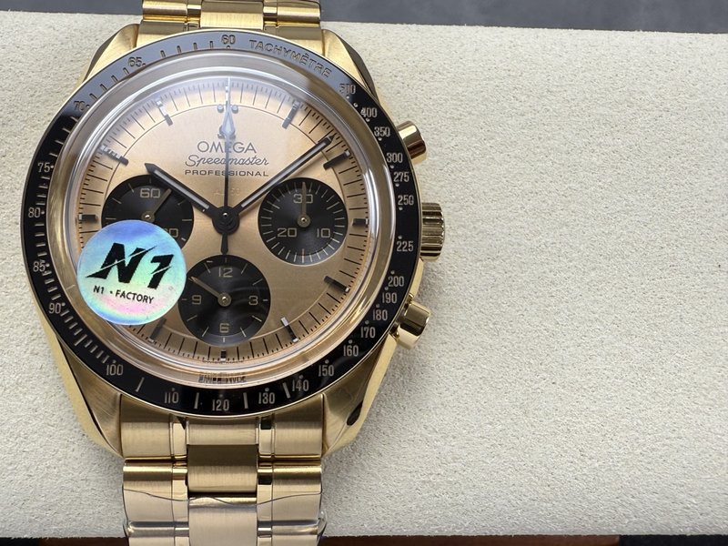 오메가 스피드마스터 문워치 N1 에디션 42mm 001-285472