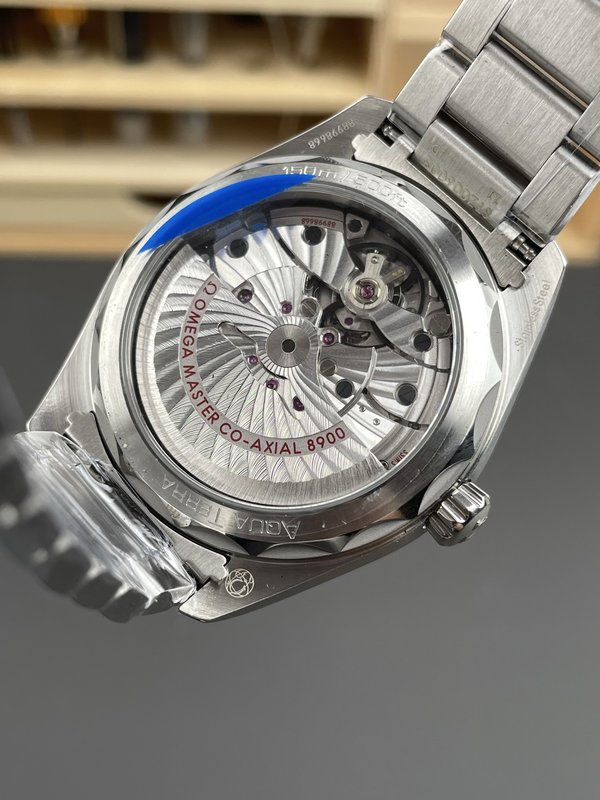 오메가 씨마스터 아쿠아테라 41mm 블루 우드 다이얼 001-285493