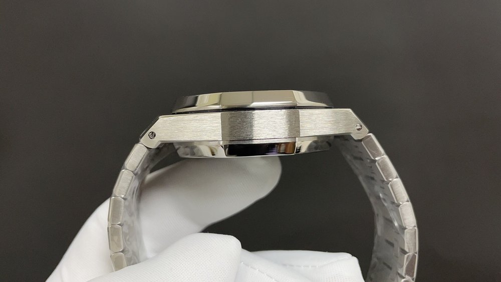 에이피 로열오크 판다 크로노그래프 41mm 001-285559