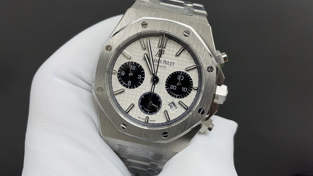 에이피 로열오크 판다 크로노그래프 41mm 001-285559