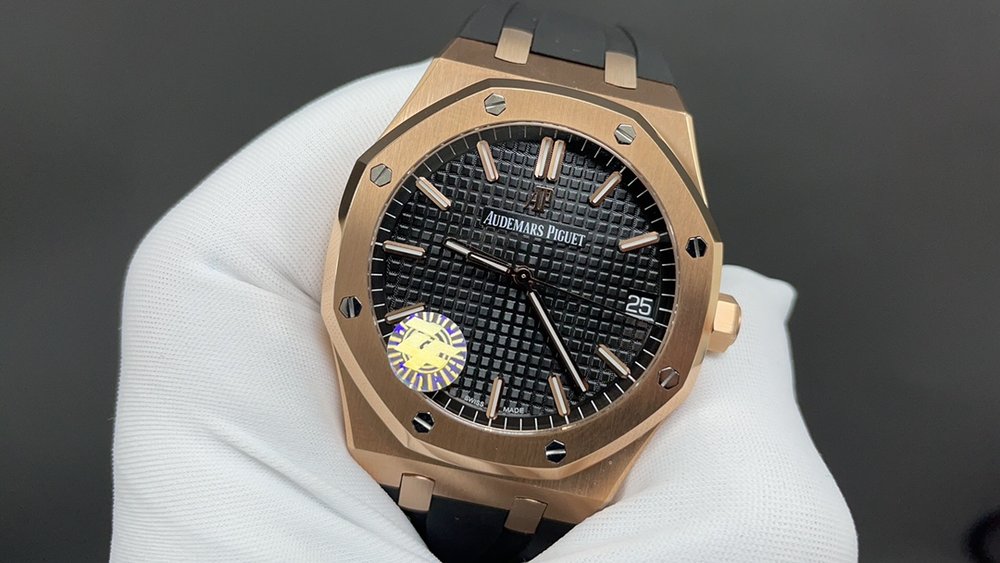 에이피 로열오크 로즈골드 블랙 다이얼 41mm 러버 스 001-285560