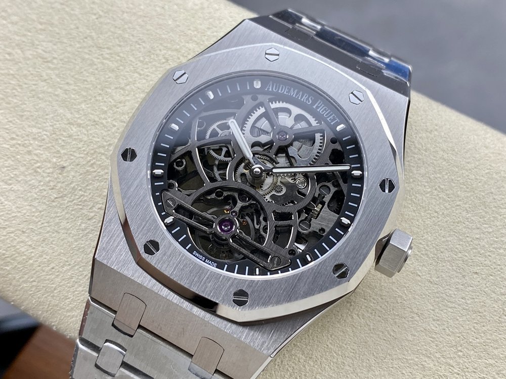 오데마 피게 스켈레톤 투르비용 41mm 001-285565