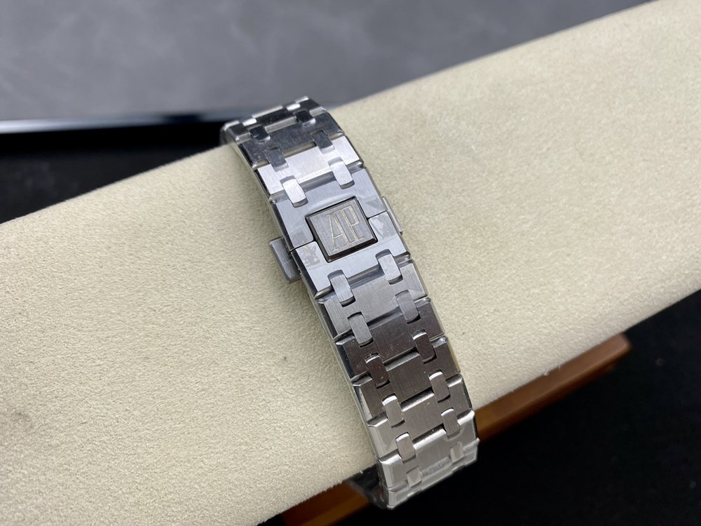 오데마 피게 스켈레톤 투르비용 41mm 001-285565