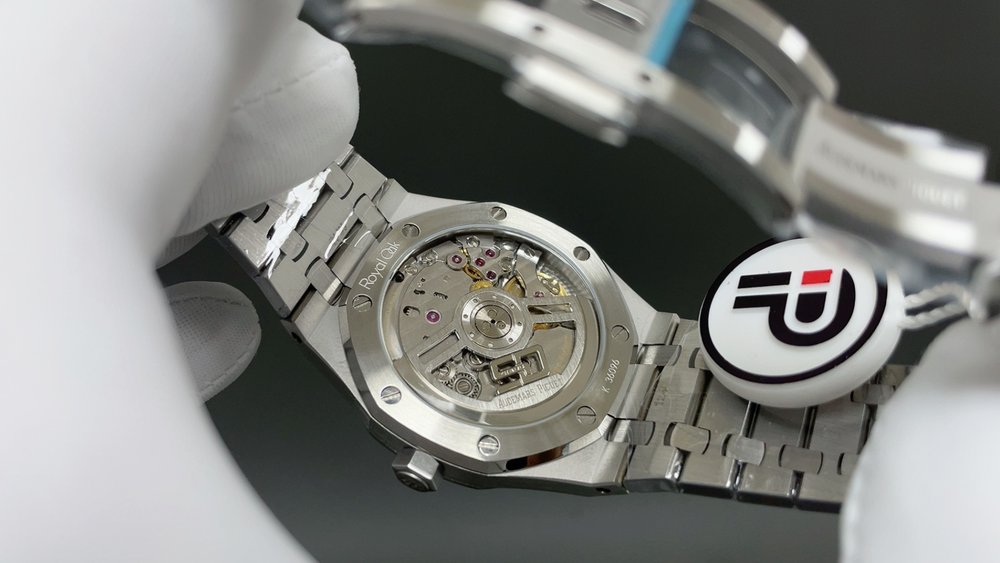 오데마 피게 화이트 케이스 블랙 다이얼 41mm 시계 001-285585