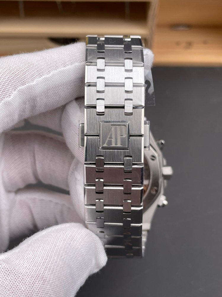 APS 오데마 피게 로열 오크 41mm 녹색 다이얼 001-285606