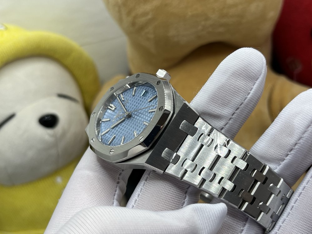IPF 에이피 로열 오크 오프쇼어 37mm 손목시계 001-285623