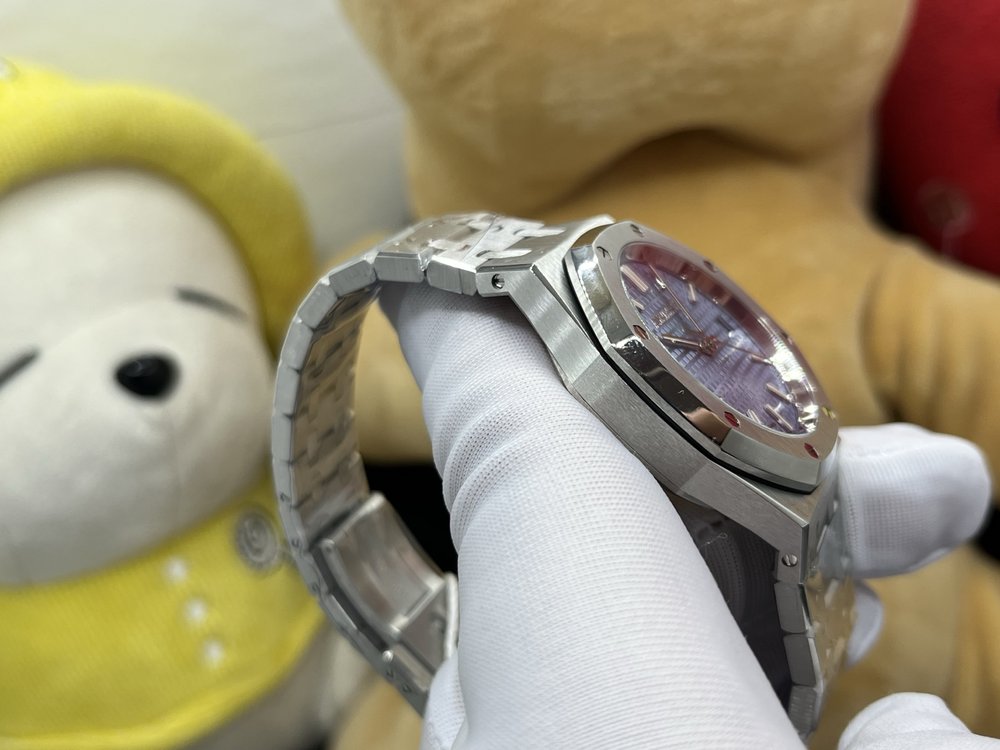 IPF 에이피 로열 오크 오프쇼어 37mm 손목시계 001-285623