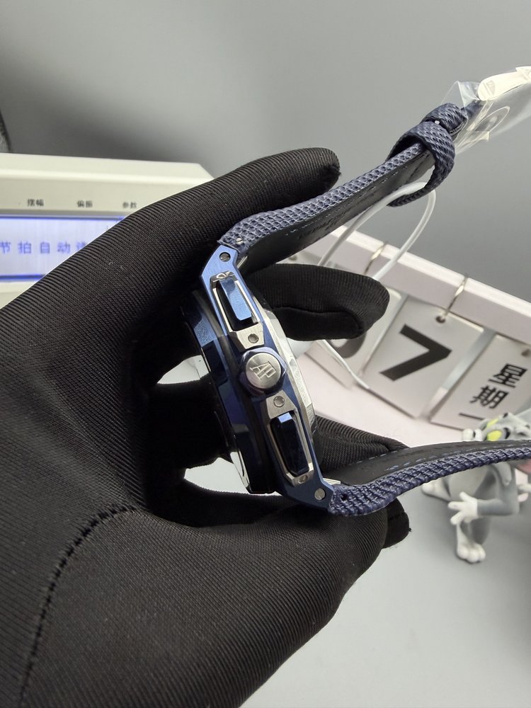 오데마피게 블루 3안 크로노그래프 001-285642