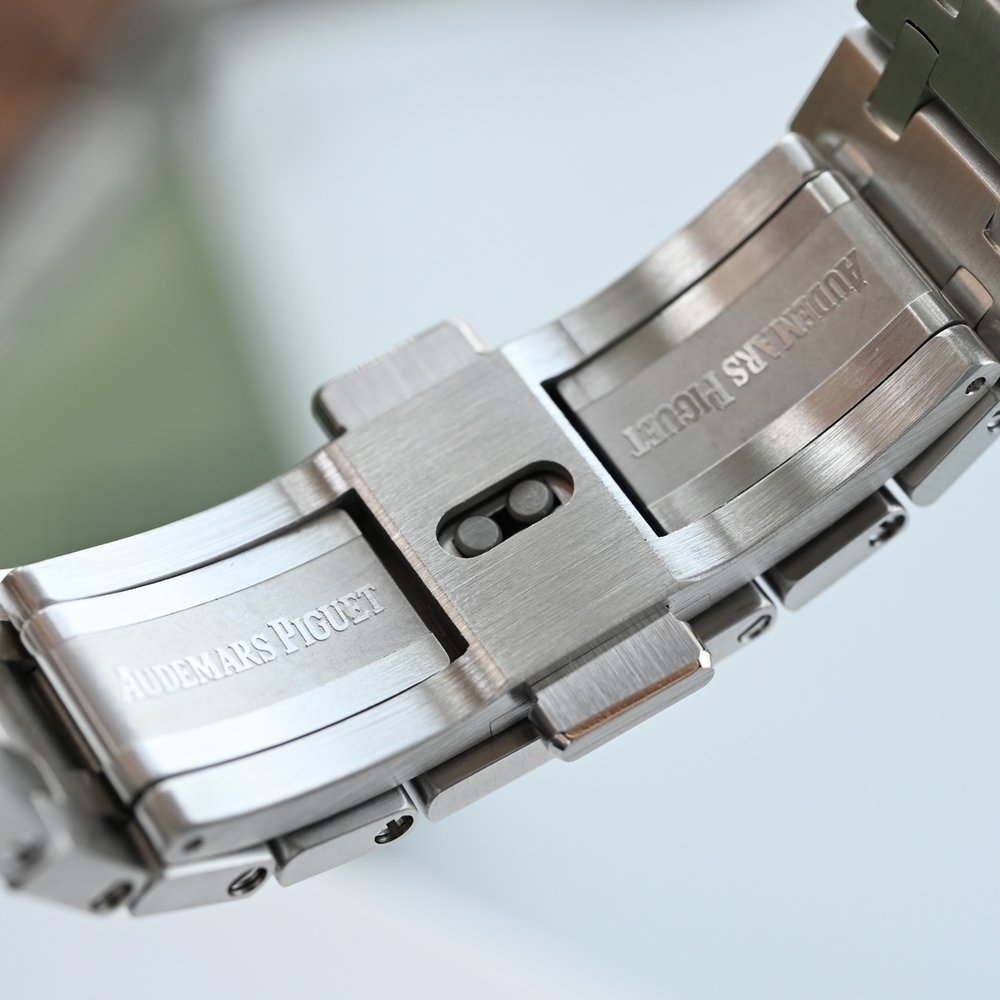 오데마피게 37mm 그레이 다이얼 001-285656