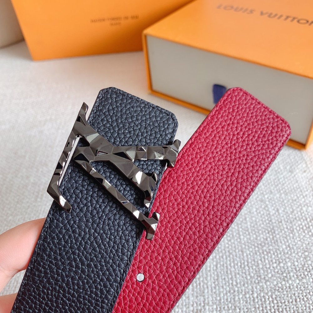 루이비통 리치 문양 소가죽 벨트 39mm 001-285681