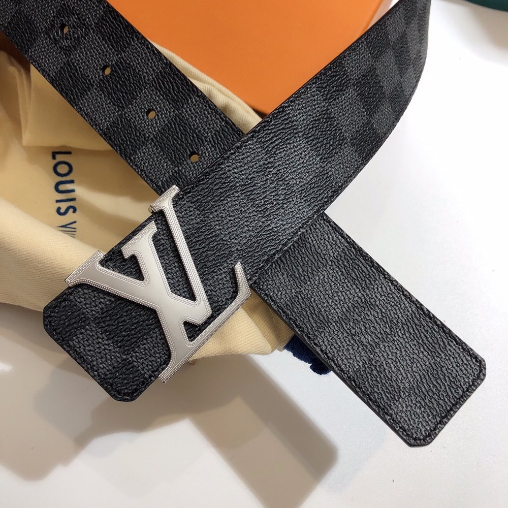 루이비통 천연 두겹 소가죽 벨트 39mm 001-285709