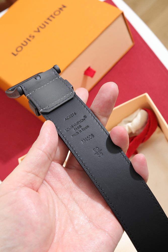 루이비통 Light Pont Neuf 벨트 001-285739