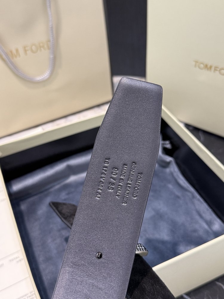 Tom Ford 양면 소가죽 비즈니스 벨트 4.0cm 001-285899